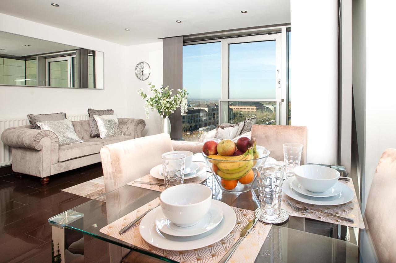 2 Bedroom 2 Bathroom Apartment In Central Milton Keynes With Free Parking And Smart Tv - Contractors, Relocation, Business Travellers Zewnętrze zdjęcie