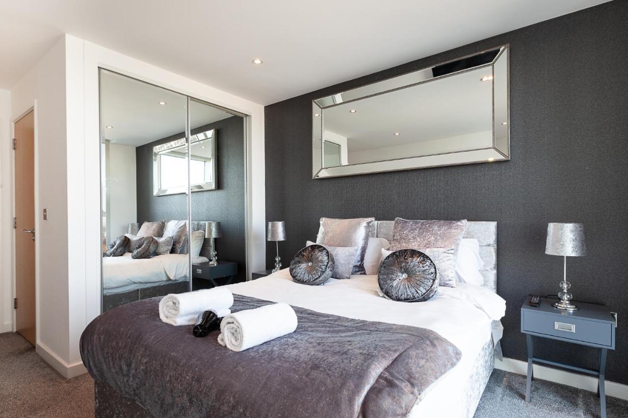 2 Bedroom 2 Bathroom Apartment In Central Milton Keynes With Free Parking And Smart Tv - Contractors, Relocation, Business Travellers Zewnętrze zdjęcie