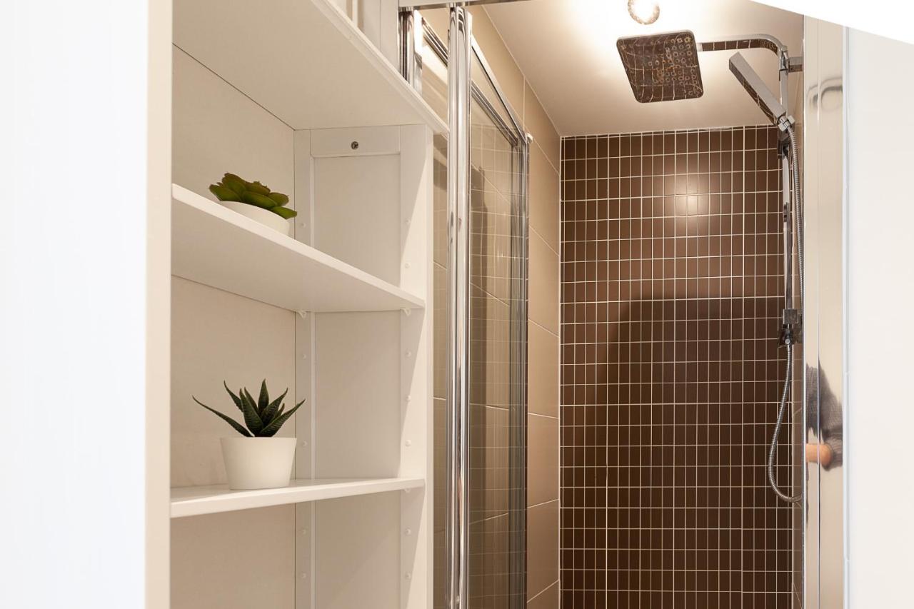 2 Bedroom 2 Bathroom Apartment In Central Milton Keynes With Free Parking And Smart Tv - Contractors, Relocation, Business Travellers Zewnętrze zdjęcie