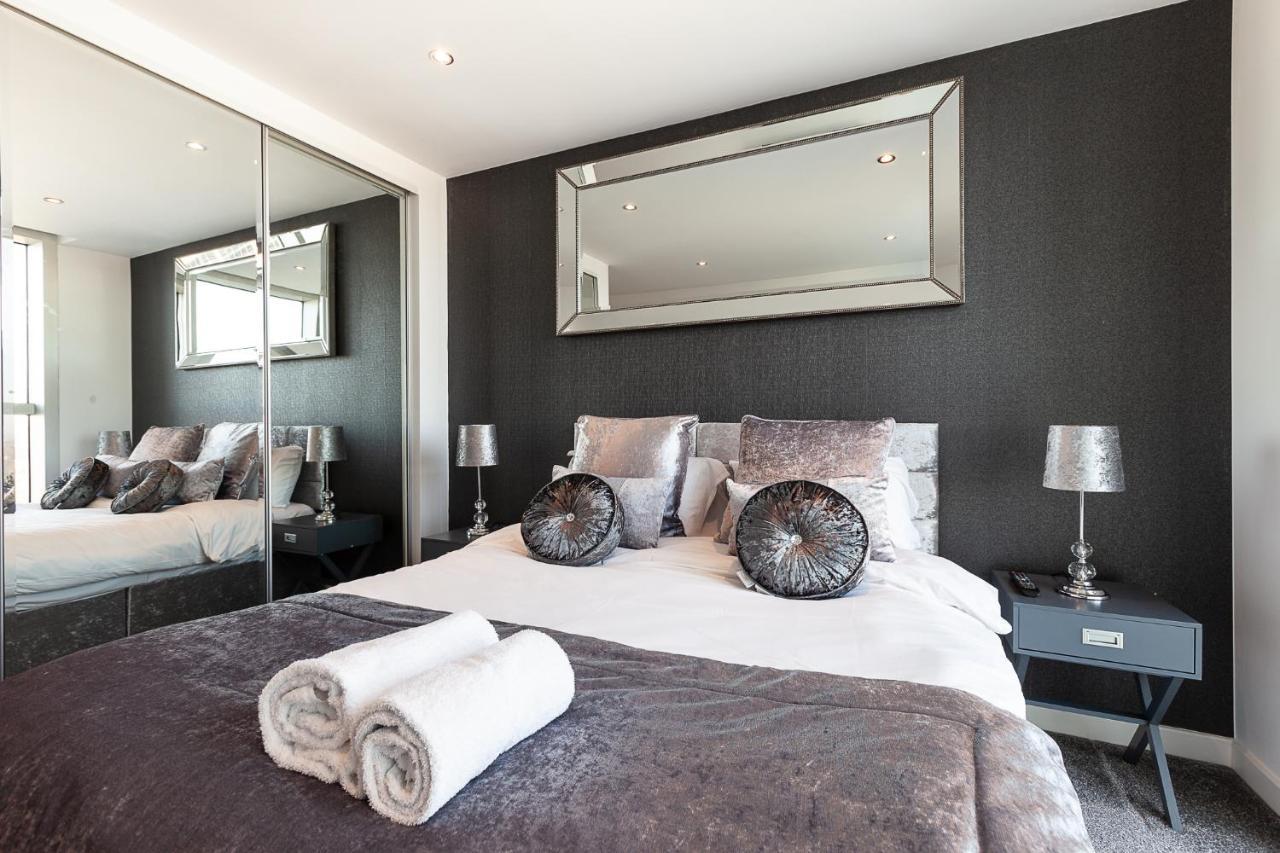 2 Bedroom 2 Bathroom Apartment In Central Milton Keynes With Free Parking And Smart Tv - Contractors, Relocation, Business Travellers Zewnętrze zdjęcie